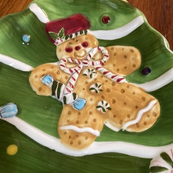 Laurie Gates HOLIDAY TREATS CERAMIC GINGERBREAD CHRISTMAS TREE SERVING PLATTER - Picture 2 of 11